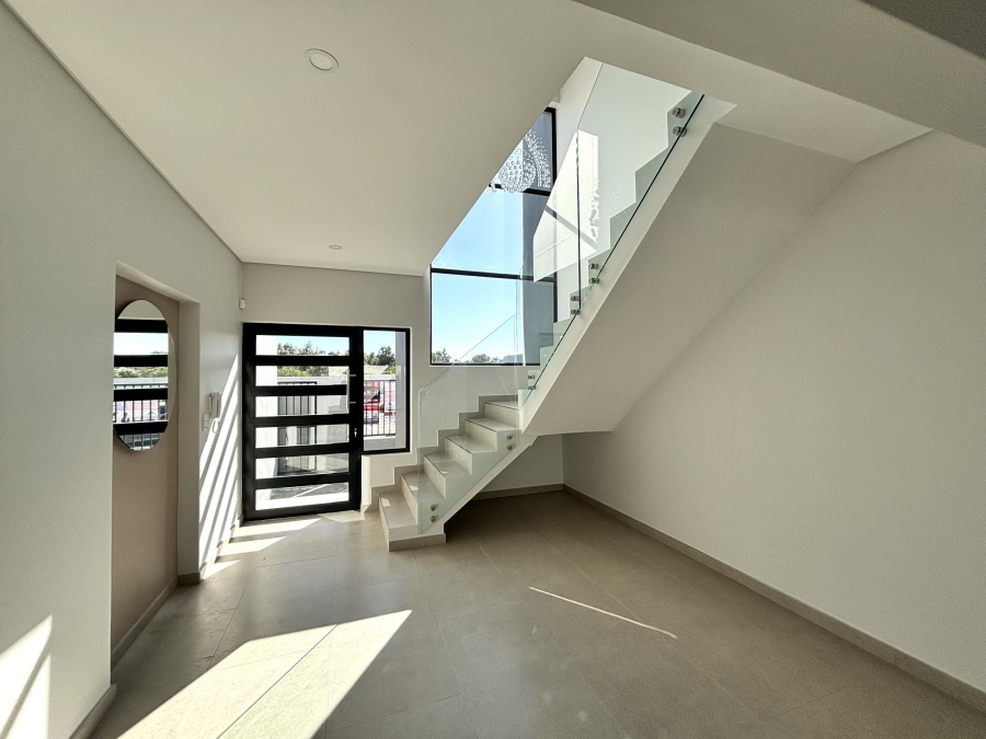 4 Bedroom Property for Sale in Sandown Western Cape